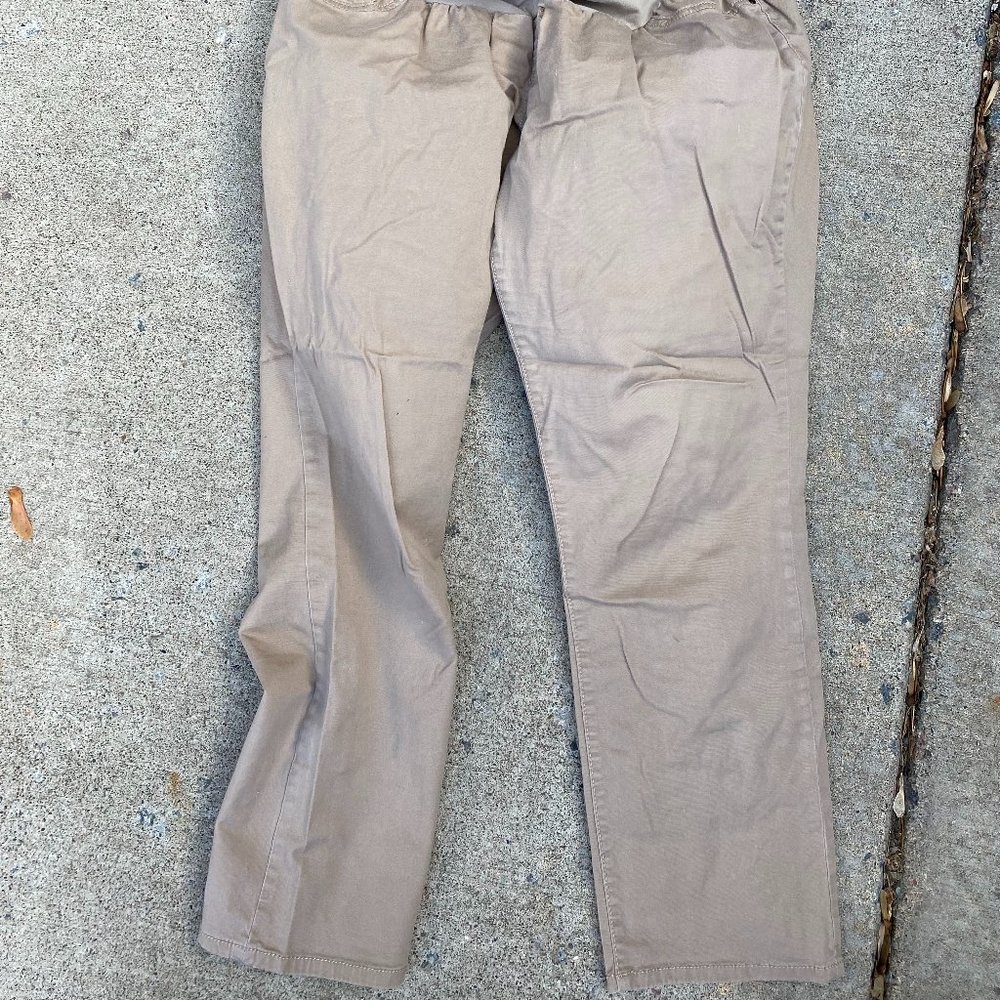 Oh baby by Motherhood kaki pants size XL